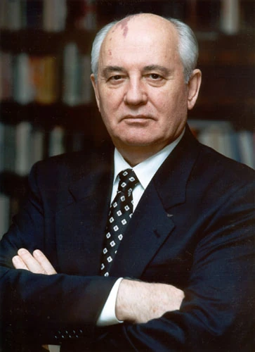 Mixail Qorbaçov