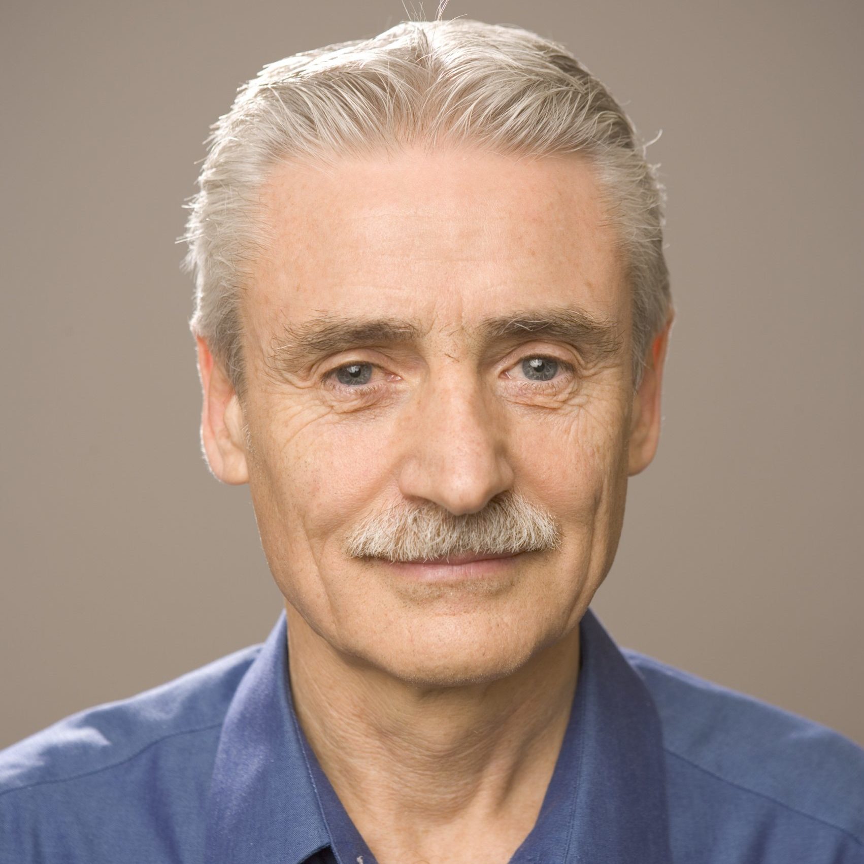 Lelend H.Hartvell